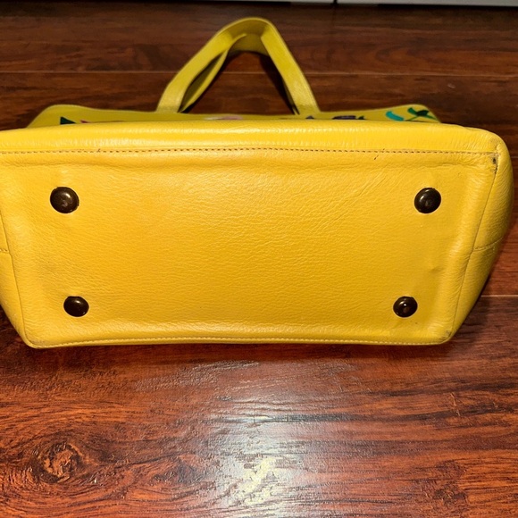 FINA CATRINA HAND PAINTED MEXICAN LEATHER YELLOW TOTE 👜 - Picture 3 of 9